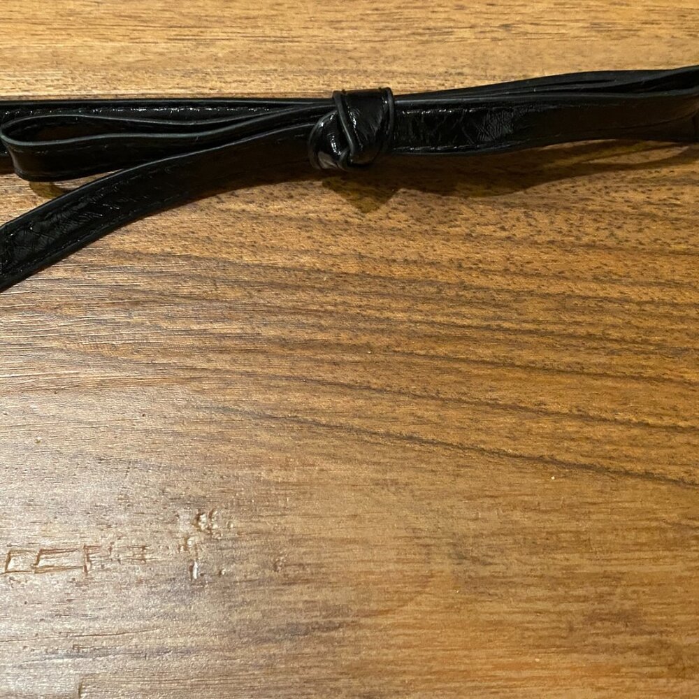 Bebe Black Skinny Bow Belt Size M/L - Picture 2 of 8